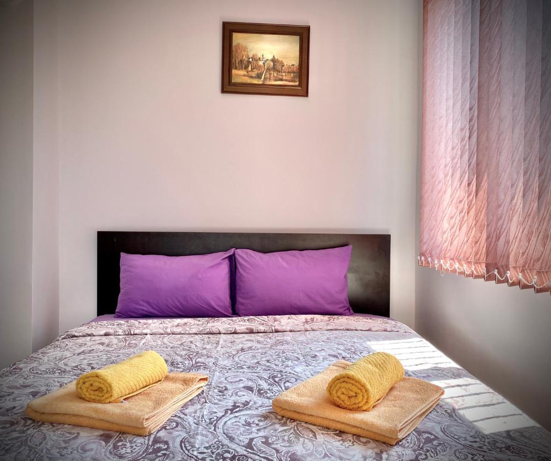 Bright Central Studio For 4 In Burgas Zewnętrze zdjęcie