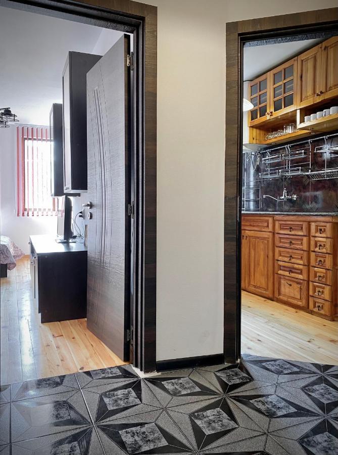 Bright Central Studio For 4 In Burgas Zewnętrze zdjęcie