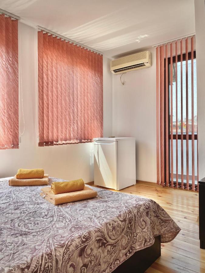 Bright Central Studio For 4 In Burgas Zewnętrze zdjęcie