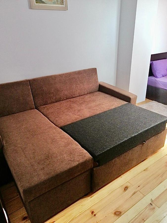 Bright Central Studio For 4 In Burgas Zewnętrze zdjęcie